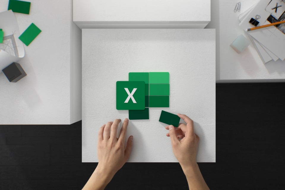 Microsoft Office Excel icon as green notes